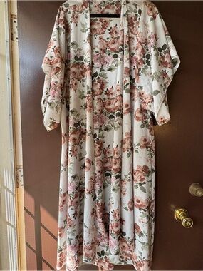 Floral Open-Front Kimono Duster in Cream and Blush